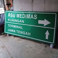 Nameplate Directional Shop Sign/