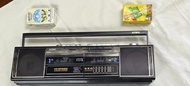 懷舊複古：愛華立体声 收音機（設有 5段高低音調節）FM 立体声丶收音機功能正常丶大音量丶5段_  高低音可以獨立調節。