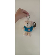 GANTUNGAN Keychain Keychain/ Teddy Bear Bag Keychain Letter H Original Hugs