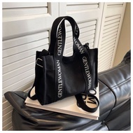 【GENTLEWOMAN BAG🔥】GW-0073 👜 ORI  Sling bag women Crossbody bag Sling beg perempuan Sling bag Sling b
