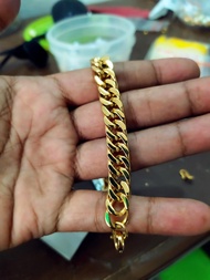 gelang rantai lipan sedang titanium warna emas 22k