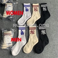 Korea mlb tide brand NY socks men and women in the tube cotton couple sports LA alphabet skateboard