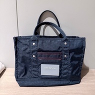 Preloved Beyond The Vines Crunch Carryall 01 Navy