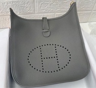 Hermes Evelyne 29