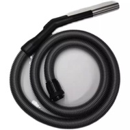 Nilfisk GD930 Vacuum Cleaner with Flexible Hose Plastic Windpipe Motor Paper Bag Floor Brush Other A