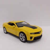 Diecast Chevrolet Camaro ZL1 miniature 1:36 scale welly car