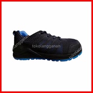 Krisbow Sepatu Pengaman Auxo Ukuran 39 - Hitam/Biru