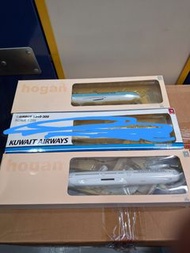 1/200 Hogan 塑膠模型 $300ea