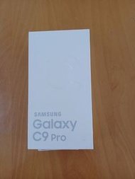 Samsung Galaxy C9 Pro 盒