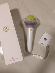 IU 手燈