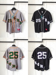 Supreme SS25 WEEK5 Old English Baseball Jersey 美式復古潮流斜紋貼花網眼短袖開衫棒球服外套 男女同款 S-XXL