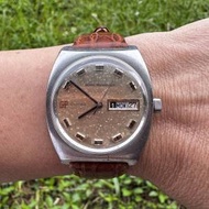 Girard-Perregaux) 的 Gyromatic 系列自...