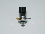 Excavator diesel engine Isuzu Japanese 6WG1 fuel pressure sensor Sany 485