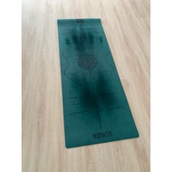 (used) asana yoga mat Second Hand Green