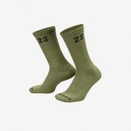 Nike/Jordan Authentic Women's Winter New Mid-Calf Sports Socks 3 Pairs DA5718-912