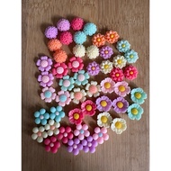 RM4.50/50 pieces : TF-800 - Resin - Bunga - Flower - 1.3 cm to 1.5 cm