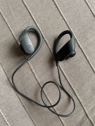 (半價) Beats Powerbeats  藍牙耳機 入耳 MWNV2PA 原價1199