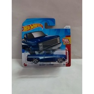 Hotwheels 83 Chevy Silverado SCbiru