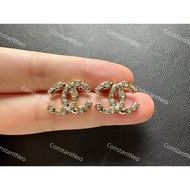 1: 1 Original Standard AAA+CE40624s New Style Irregular Size Flashing Diamond Mix Match Gold Embosse