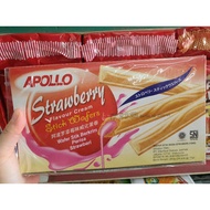 Apollo stick strawberry wafer