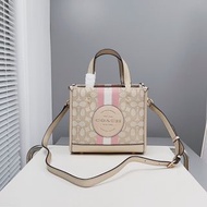 COACH CG096  托特 Dempsey迷你帆布Field Tote 22豎版細托特包購物包  size 22x21x12cm