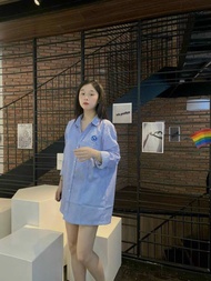 Áo sơ mi tay dài sọc xanh in mặt cười style Hàn Quốc áo khoác basic dáng dài