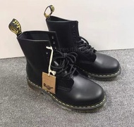 🔝Dr.martens 1460 Pascal 硬皮8孔經典馬丁靴｜男女同款 香港熱銷款