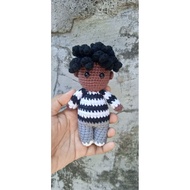 GANTUNGAN KEYCHAIN AMIGURUMI DANIEL CAESAR/ DANIEL CAESAR DOLL KEYCHAIN DANIEL CAESAR CUSTOM AMIGURU