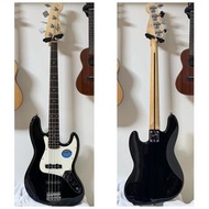 Bass 貝斯 Guitar 電木 結他 吉他fender squier J bass Jazz bass  Acoustic Guitar  - 配結他袋  -現售$1299 +amp (Fende