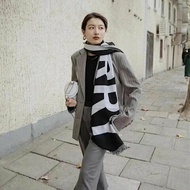 💎Han's house精品服飾💎Burberry 圍巾 格紋 羊毛 中性 168X33  現貨 原價13800