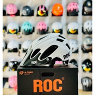 Genuine ROC R15 sports bike helmet in original box, high quality, cheap price, same as model POC P07