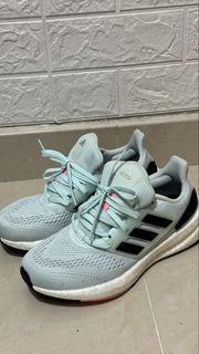 Adidas-PUREBOOST 22 RUNNING SHOES size 37.5