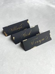西洋書法手寫婚禮婚宴座位卡（黑色金箔企款） Calligraphy Place Card