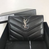 YSL 黑色羊皮山形紋短夾