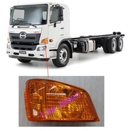 J103S08 Hino GH8J FM2PN FG8J SG2P FL8J Front Signal Lamp Lampu Signal Depan