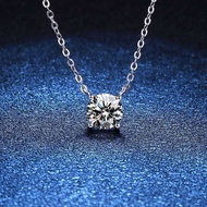 S Sterling Silver Moissanite 1 Carat Necklace Female Four-Claw Plated p t 9 5 0 Diamond Collarbone