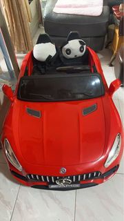 兒童電動車