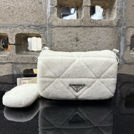 Prada普拉達 三合一郵差包 尺寸約22×11×14