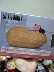 Spy family 燈 花生 公仔 figure