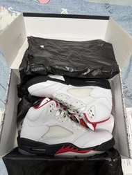 Air Jordan 5 Retro White Red Black OG，us 9.5，95%new，着過兩次，not Nike, adidas, new balance