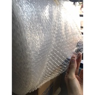 1m of 40cm shockproof wrap used to wrap products