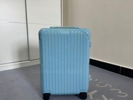 Rimowa Essential Cabin 21寸手提上機箱