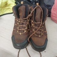 Arei mountain shoes size 43