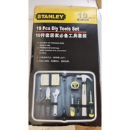 STANLEY HOME USE TOOL SET 19PC 92009