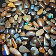 Natural stone koroit boulder opal australia / koroit boulder opal australia / lostune stone corona o