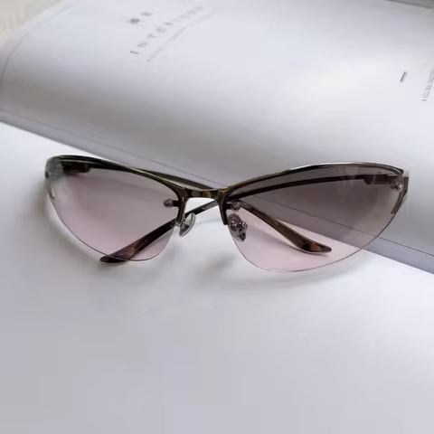 Women's UV400 Sunglasses 2026 Fashion Trend Personalized Curved Cat Eyes Women's Sunglasses Travel B