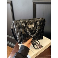 Korean Style Niche Bag Quilted Women's New Model2025Summer Handbag Design Crossbody Bag silver Chain