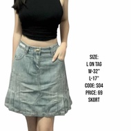 DENIM SKIRT SIZE 32-