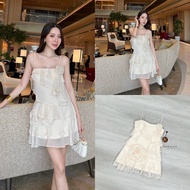 Miralyn มินิเดรสสายเดี่ยว สายปรับได้ดีเทลแต่งระบายเป็นชั้นๆ