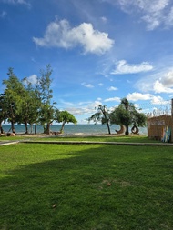 ยาใจบีช รีสอร์ท (Yajai Beach Resort)